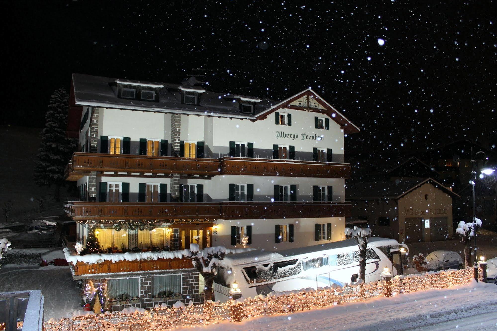 Albergo Trentino モエナ エクステリア 写真
